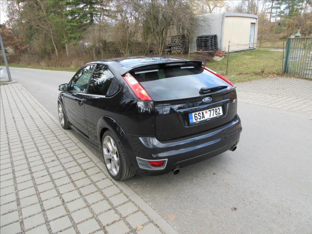 Ford Focus Hatchback 2,5 l 166 kw