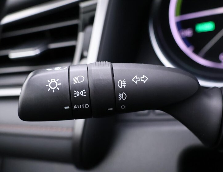 Toyota Camry Sedan 2,5 l 131 kw