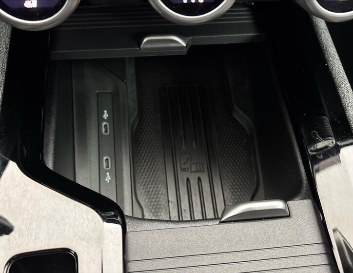 Škoda Superb Kombi 2,0 l 110 kw