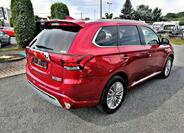 Mitsubishi Outlander 5
