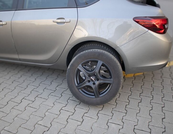 Opel Astra Sedan / Limuzína 1,4 l 103 kw