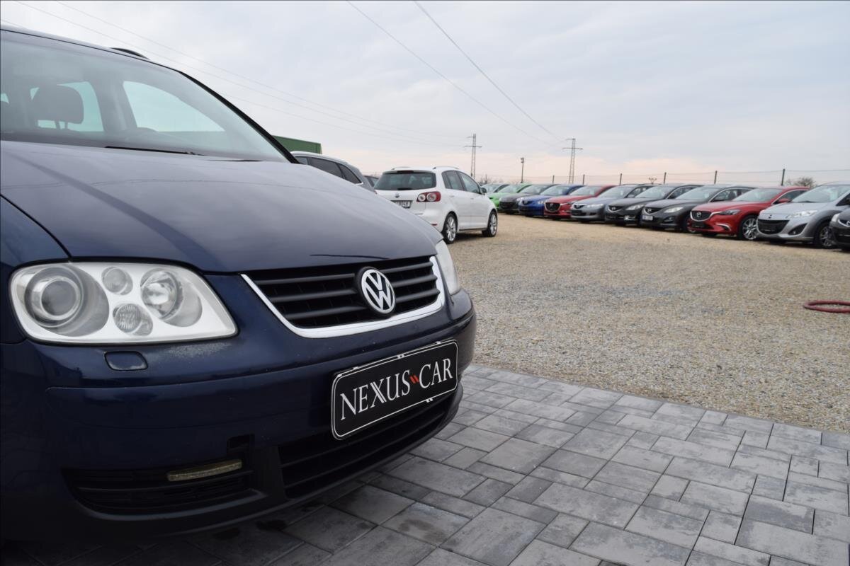 Volkswagen Touran Kombi 1,4 l 103 kw