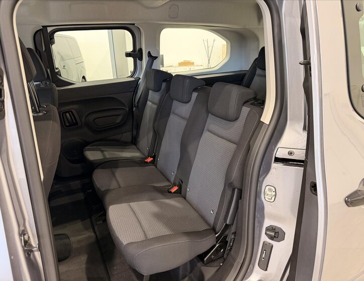 Toyota ProAce City Verso MPV 1,5 l 96 kw