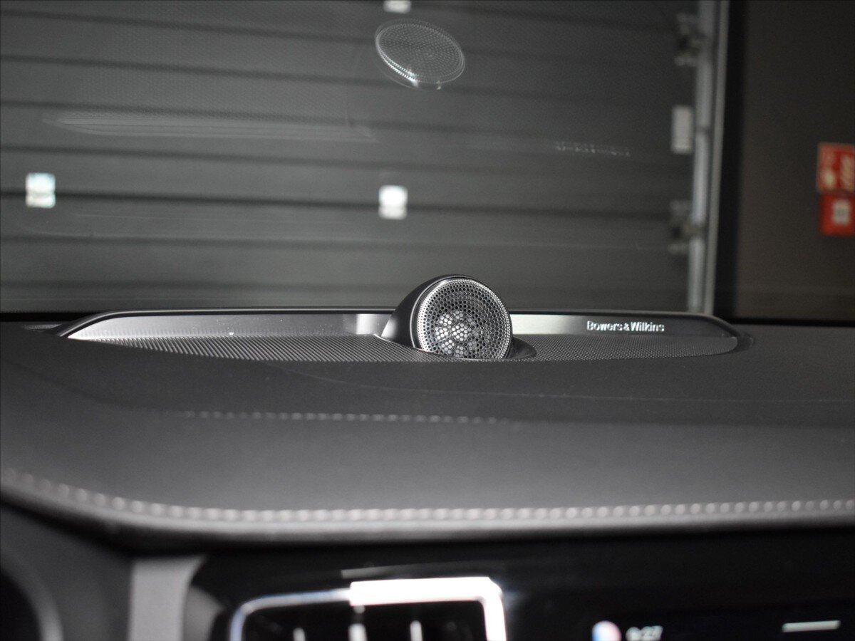 Volvo V60 Kombi 2,0 l 145 kw