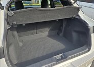 Lexus LBX SUV / Terénní 1,5 l 100 kw