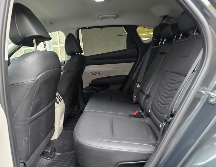 Hyundai Tucson SUV 1,6 l 176 kw