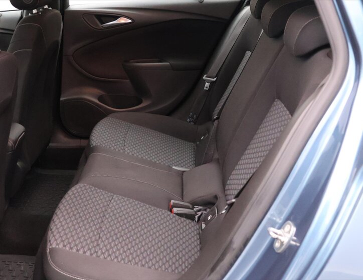 Opel Astra Kombi 999,0 77 kw