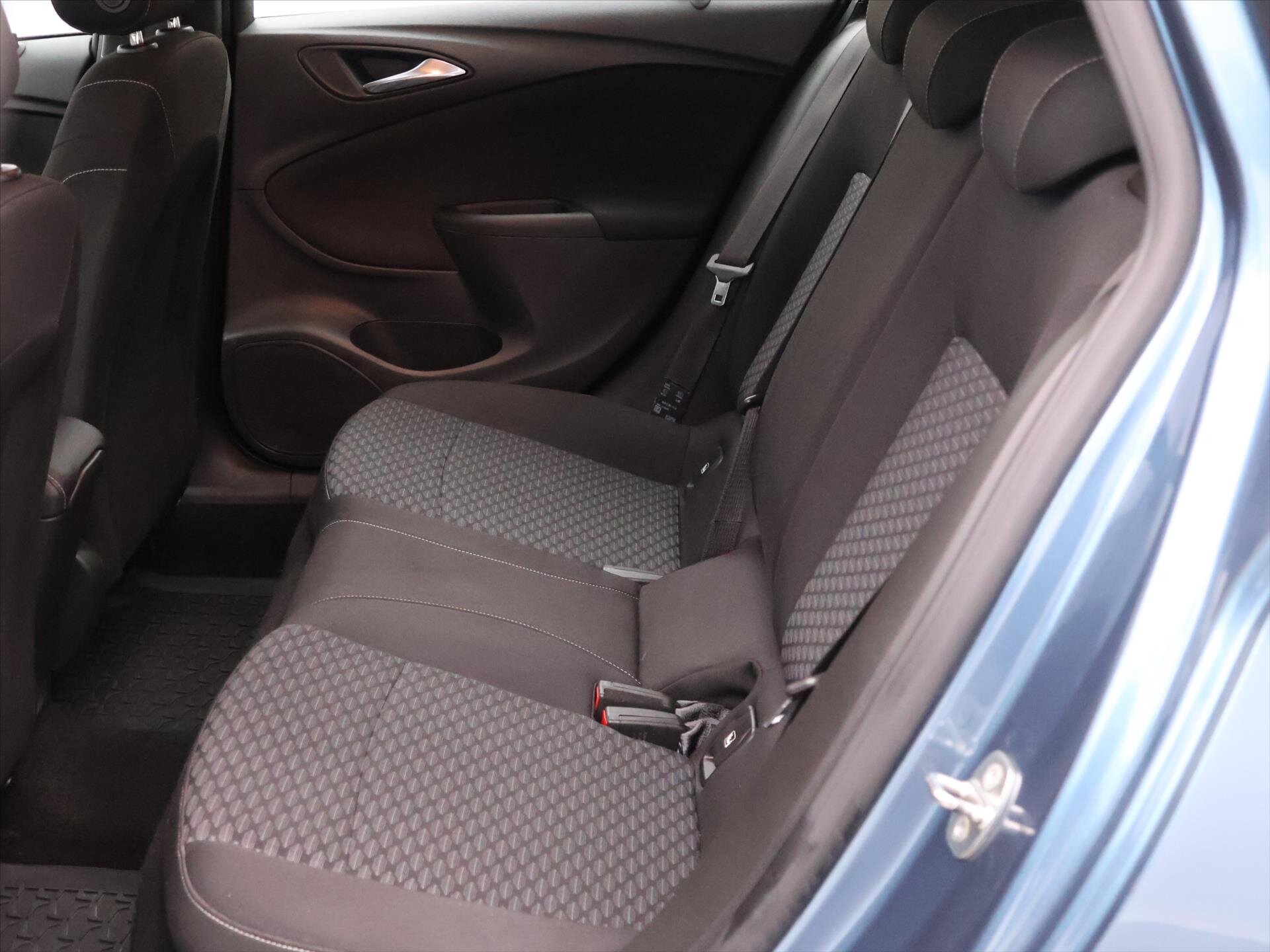 Opel Astra Kombi 999,0 77 kw