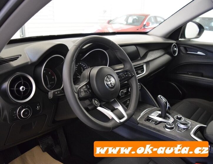 Alfa Romeo Stelvio SUV 2,1 l 140 kw