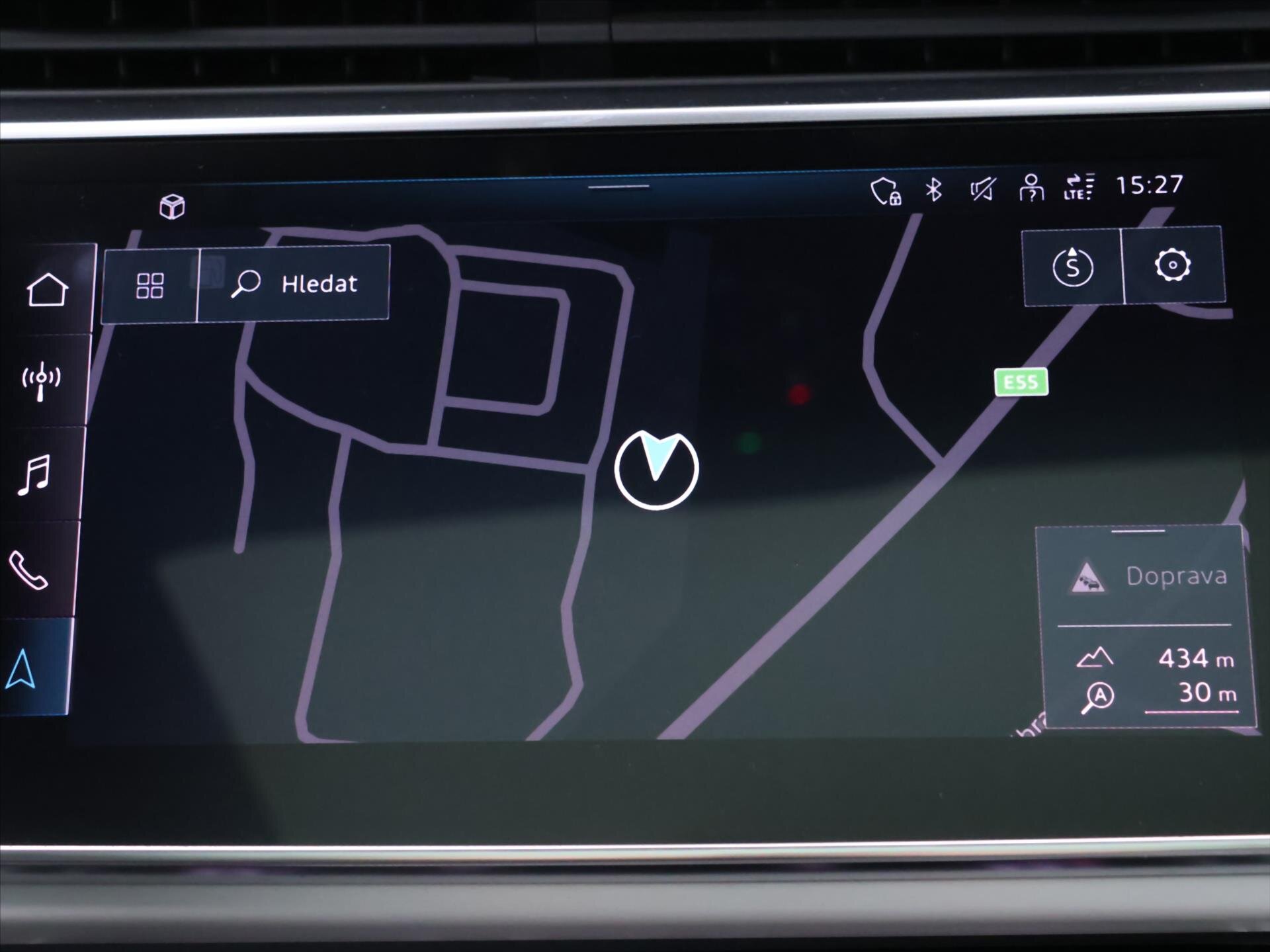 Audi Q8 SUV / Terénní 3,0 l 250 kw