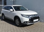 Mitsubishi Outlander SUV 1,9 l 110 kw