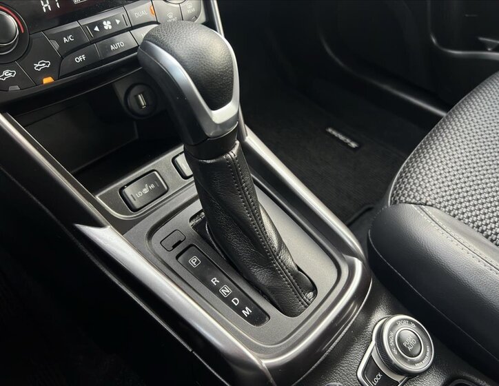 Suzuki S-Cross SUV 1,5 l 75 kw