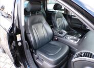 Audi Q7 32