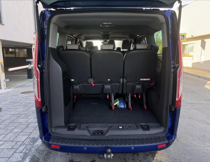 Ford Tourneo 19