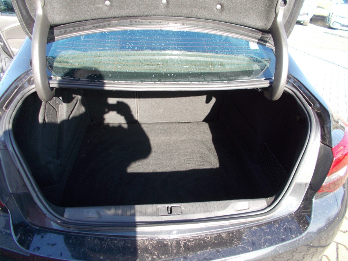 Opel Astra Sedan / Limuzína 1,4 l 103 kw