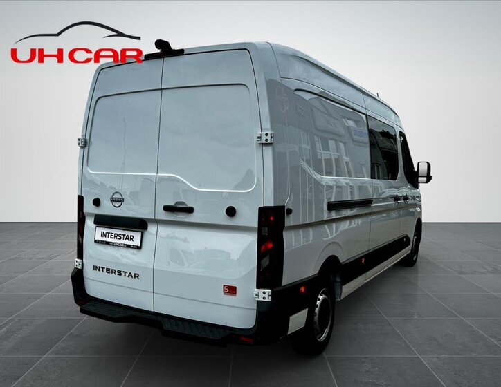 Nissan Interstar Ostatní 2,0 l 96 kw