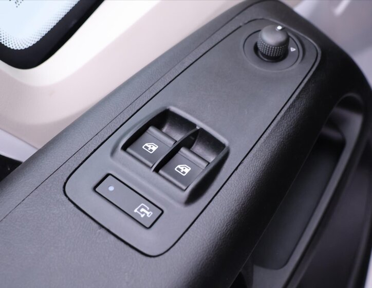 Toyota Proace Max Skříň 2,2 l 88 kw