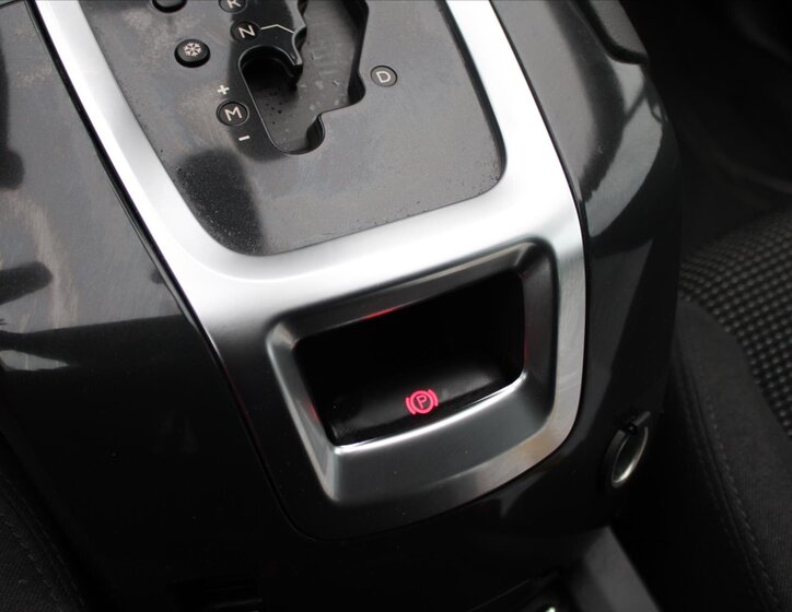 Peugeot 5008 MPV 1,6 l 88 kw