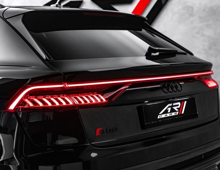 Audi SQ8 SUV / Terénní 4,0 l 373 kw