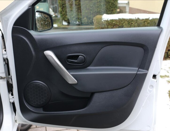 Dacia Sandero Hatchback 898,0 66 kw