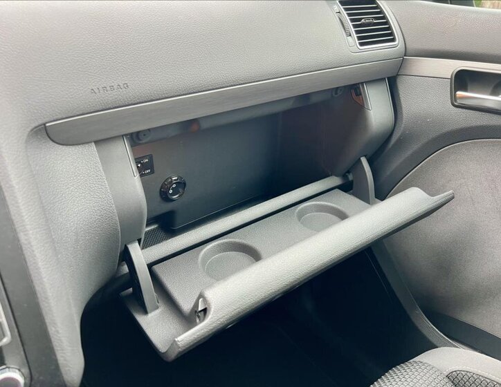 Volkswagen Touran MPV 1,6 l 77 kw