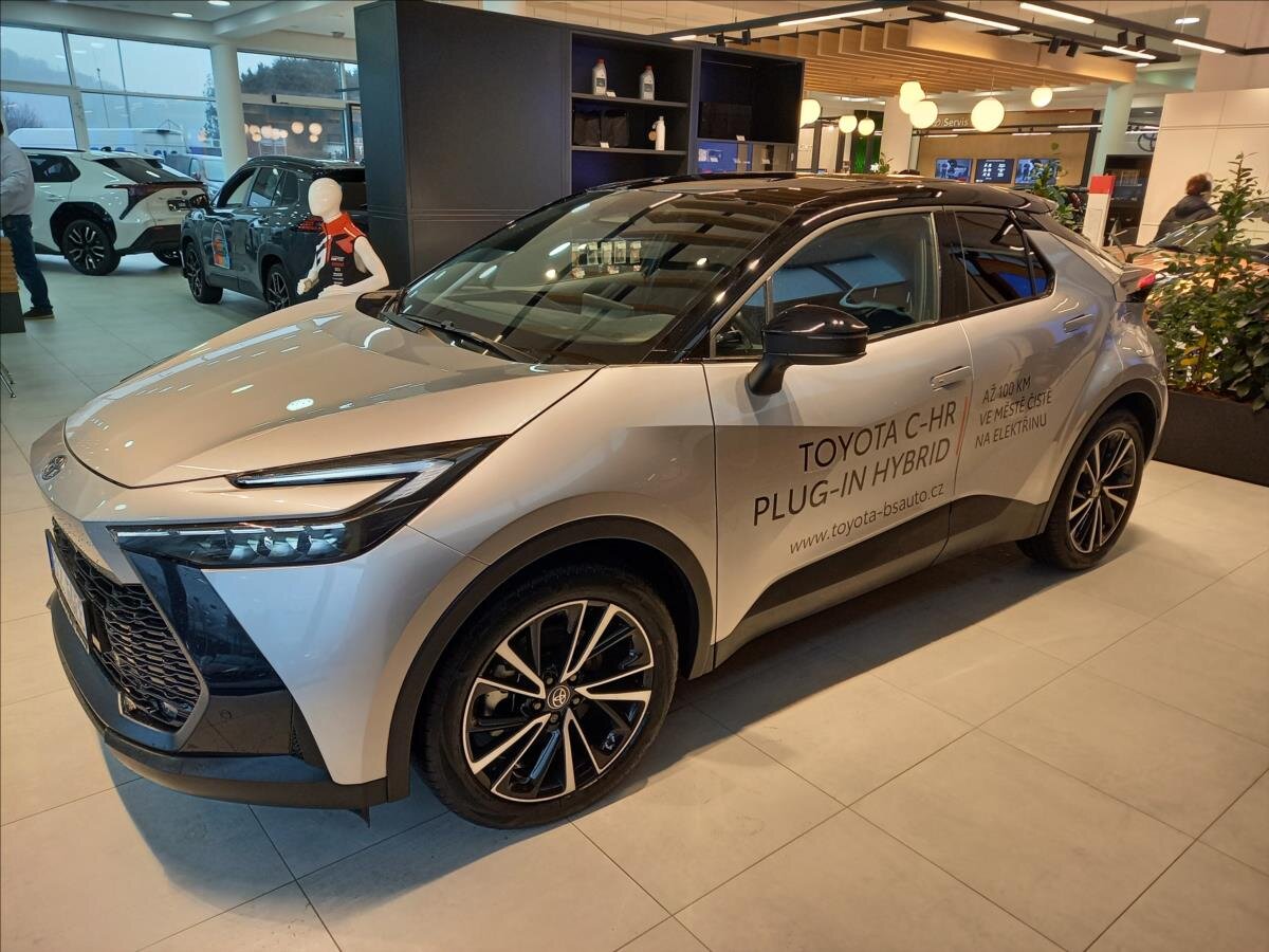 Toyota C-HR Hatchback 2,0 l 112 kw