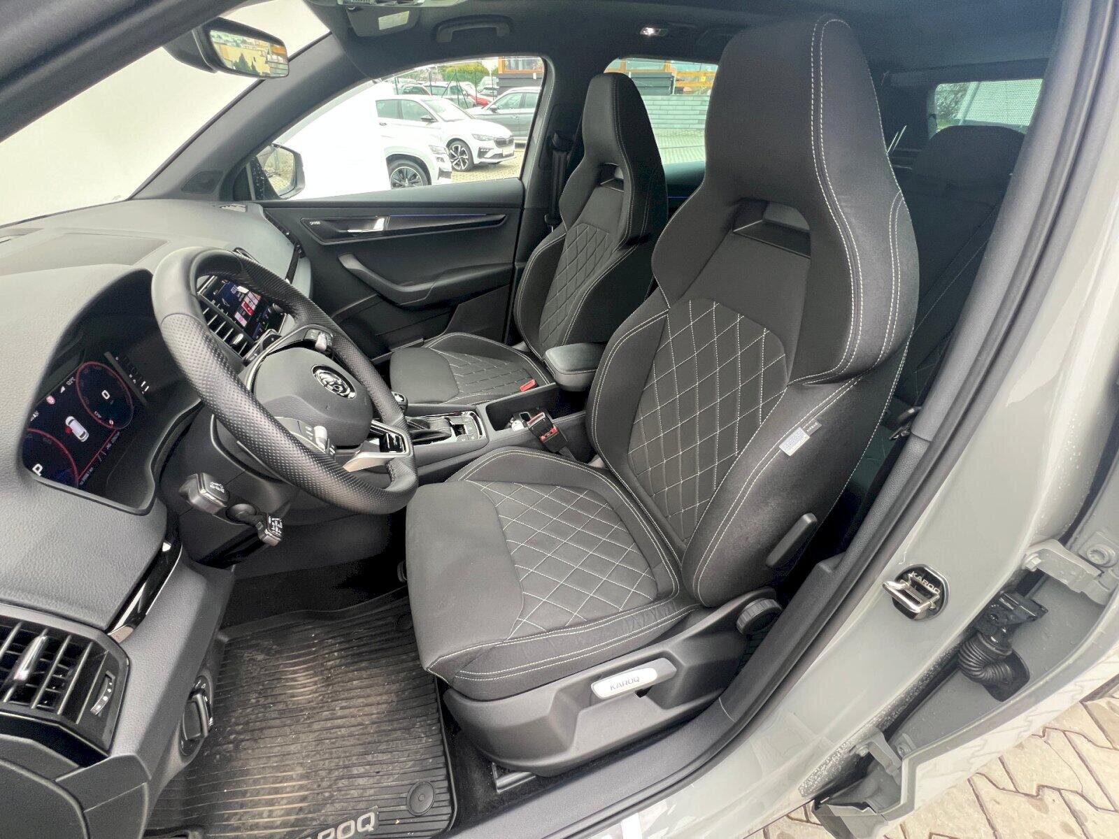 Škoda Karoq SUV / Terénní 1,5 l 110 kw