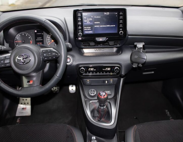 Toyota Yaris Hatchback 1,6 l 192 kw