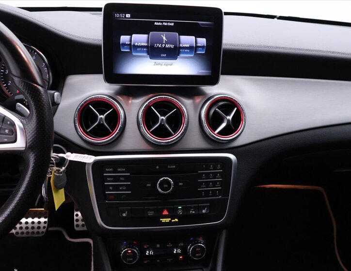 Mercedes-Benz CLA Kombi 2,0 l 155 kw