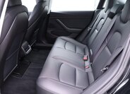 Tesla Model 3 Sedan / Limuzína 0,0 340 kw