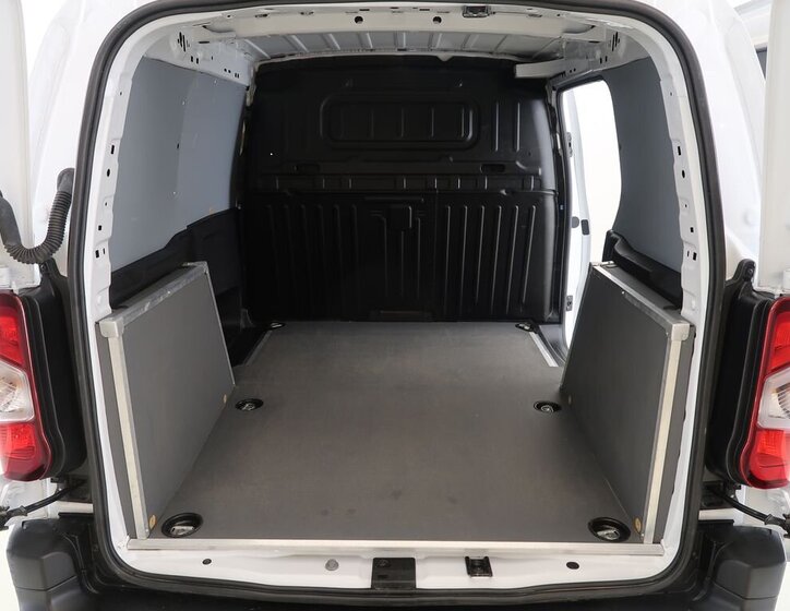 Toyota ProAce Skříň 1,2 l 96 kw