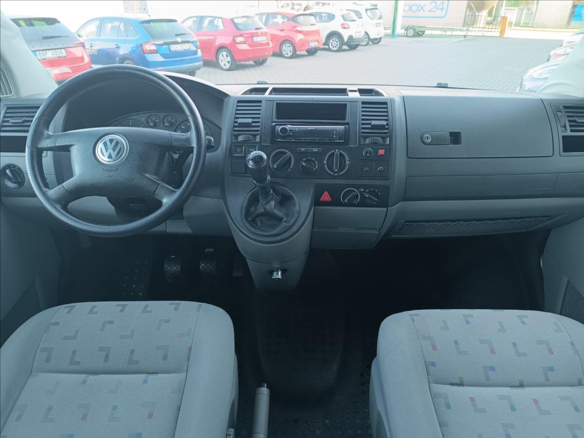 Volkswagen Transporter MPV 2,5 l 96 kw