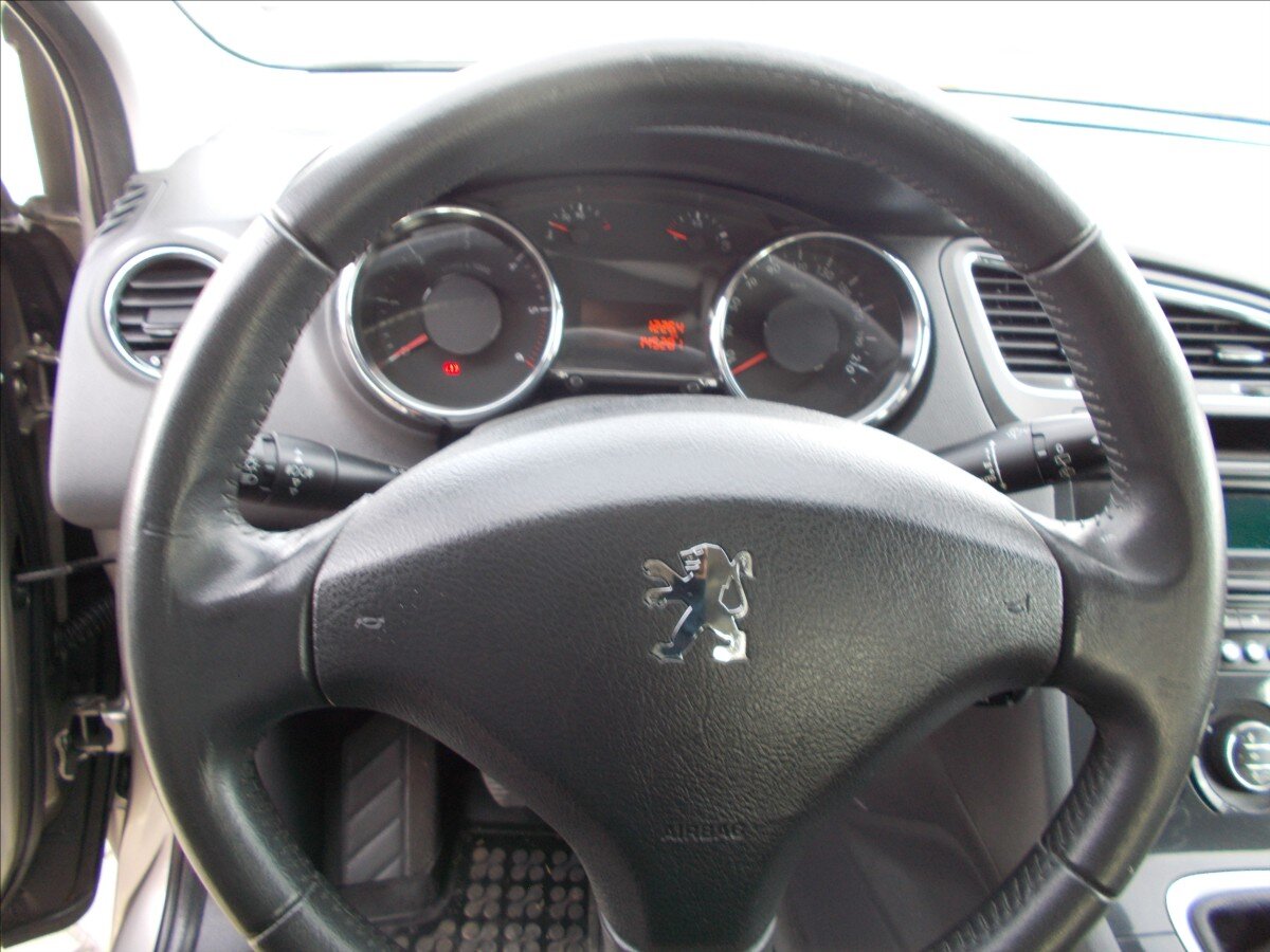 Peugeot 5008 MPV 1,6 l 80 kw