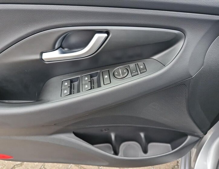 Hyundai i30 Kombi 1,5 l 71 kw