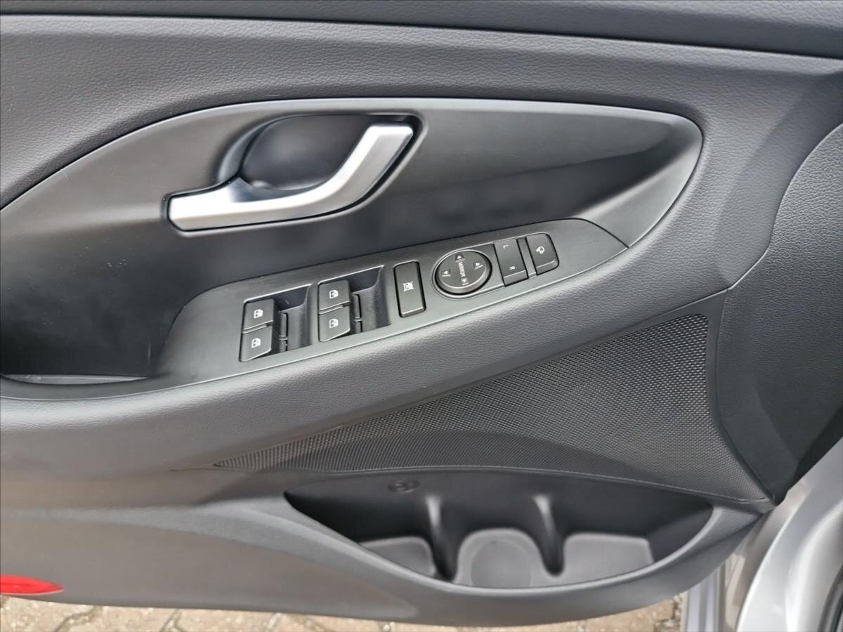 Hyundai i30 Kombi 1,5 l 71 kw