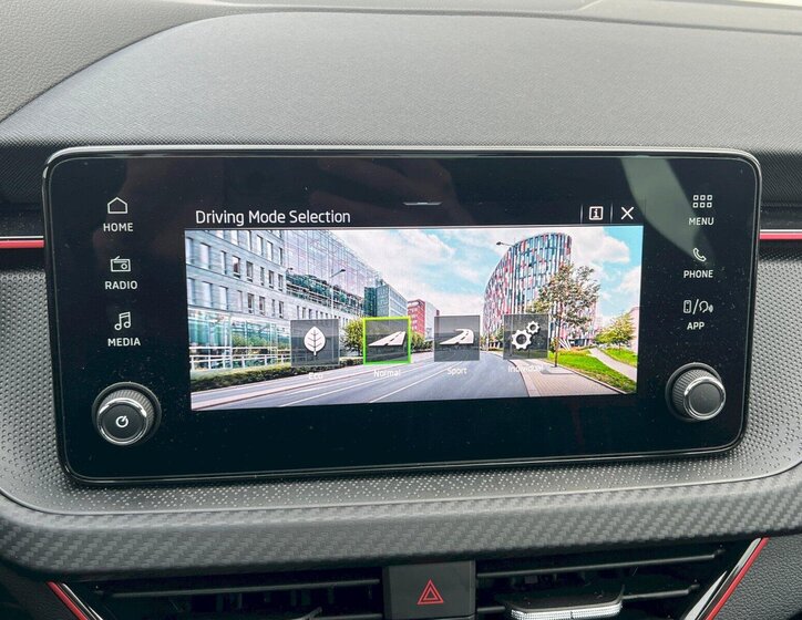 Škoda Scala Hatchback 1,5 l 110 kw