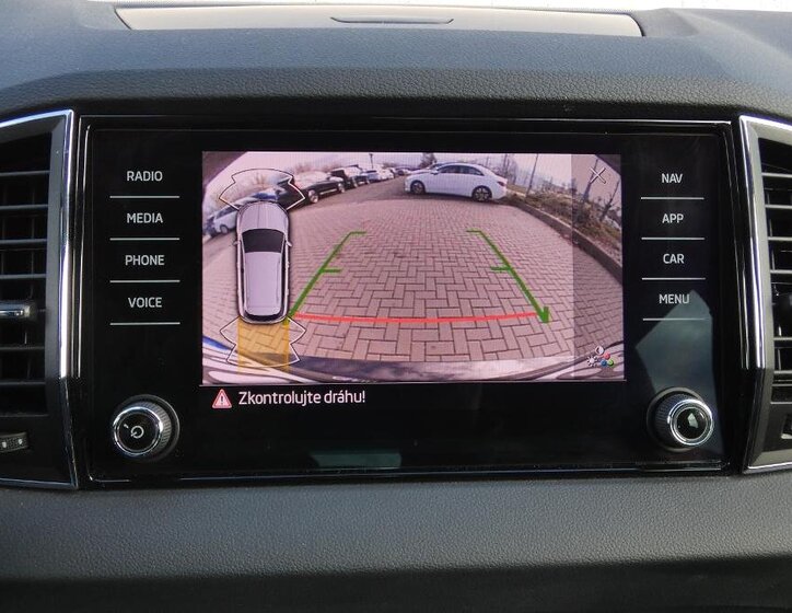 Škoda Karoq SUV / Terénní 1,5 l 110 kw