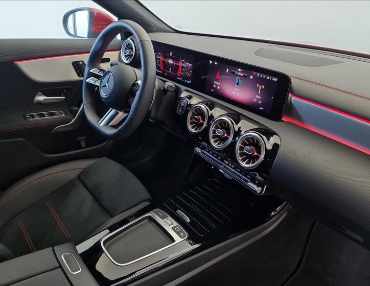 Mercedes-Benz CLA 18