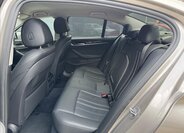 BMW Řada 5 Sedan / Limuzína 2,0 l 185 kw