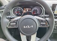 KIA Ceed 10