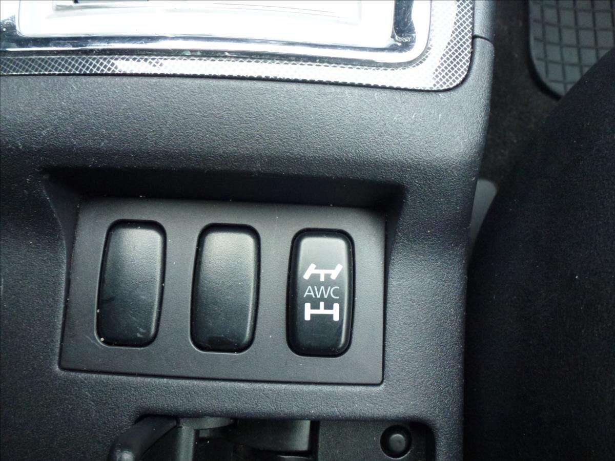 Mitsubishi Lancer Hatchback 2,0 l 217 kw