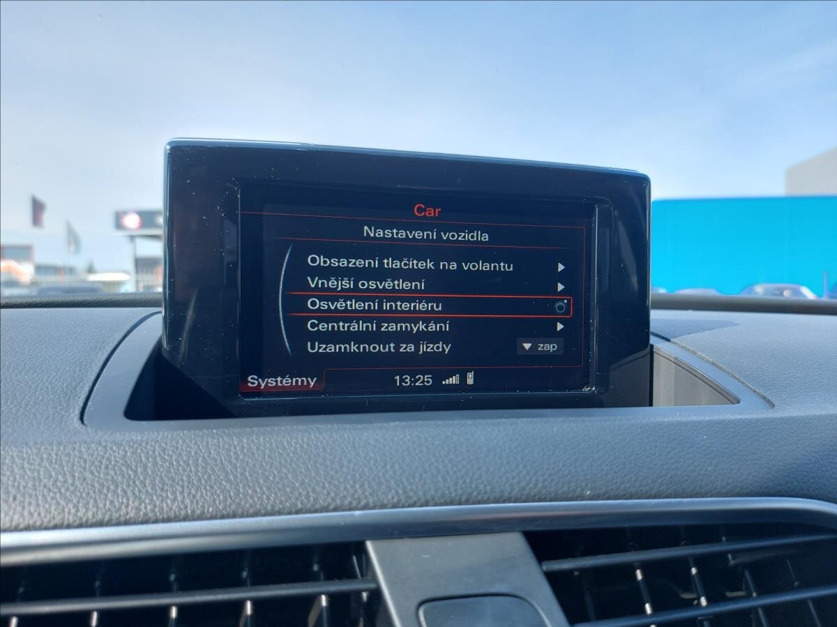 Audi Q3 SUV / Terénní 2,0 l 110 kw