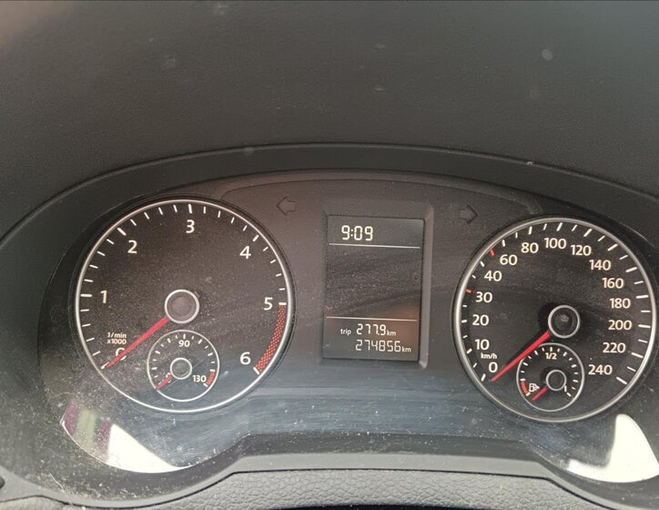 Volkswagen Sharan Kombi 2,0 l 103 kw