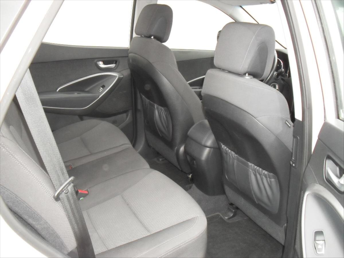 Hyundai Santa Fe SUV / Terénní 2,2 l 145 kw