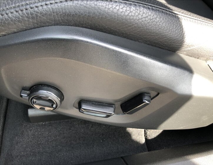 Volvo XC60 Kombi 2,0 l 145 kw