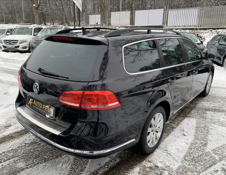 Volkswagen Passat Kombi 2,0 l 103 kw