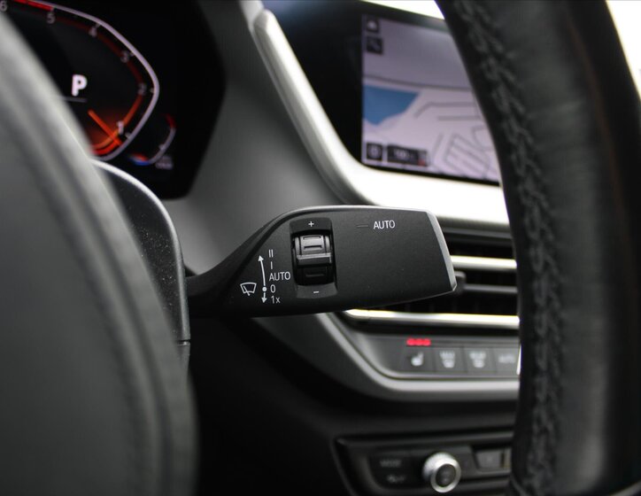 BMW Řada 2 Sedan 2,0 l 140 kw