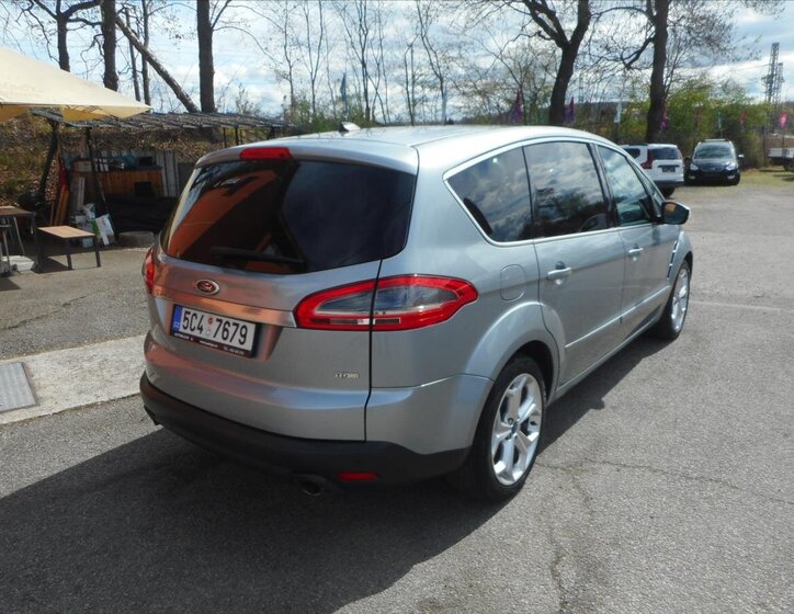 Ford S-MAX Kombi 2,2 l 129 kw