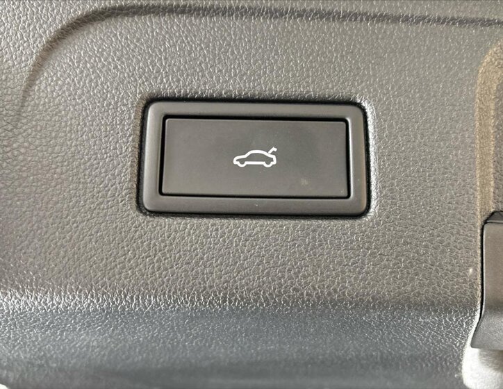 Volkswagen Touran MPV 1,5 l 110 kw