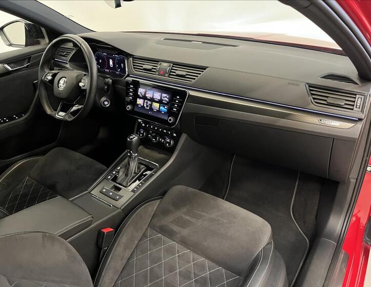 Škoda Superb 21
